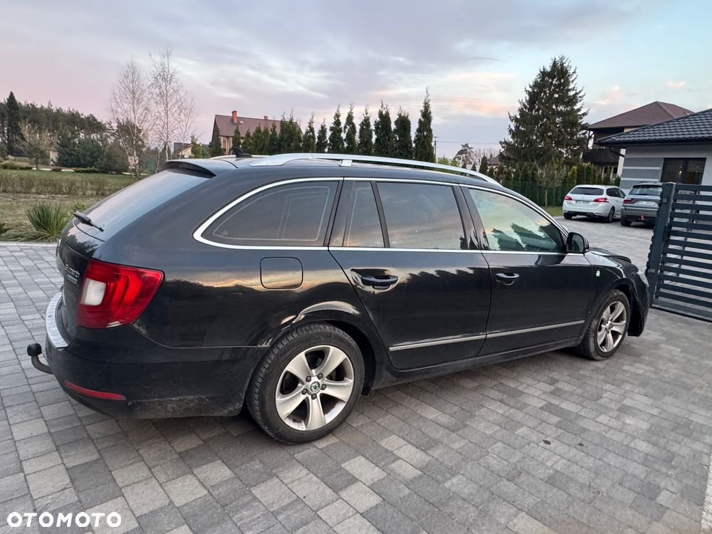 Skoda Superb 1.6 TDI Exclusive - 5