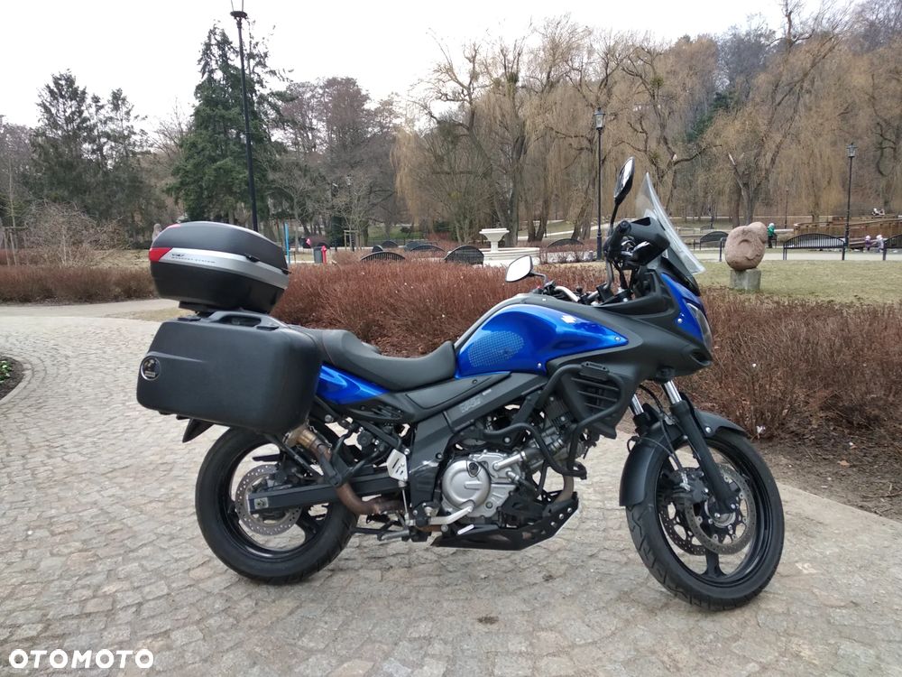 Suzuki V-STROM - 1