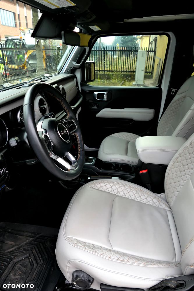 Jeep Wrangler 2.0 PHEV Softtop AWD Automatik Sahara - 22