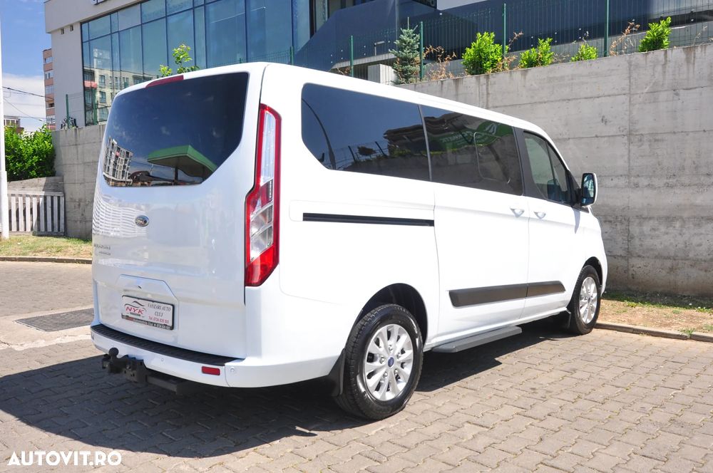 Ford Tourneo Custom Bus 320 2.0 EcoBlue 185 CP L1H1 Titanium Aut. - 8