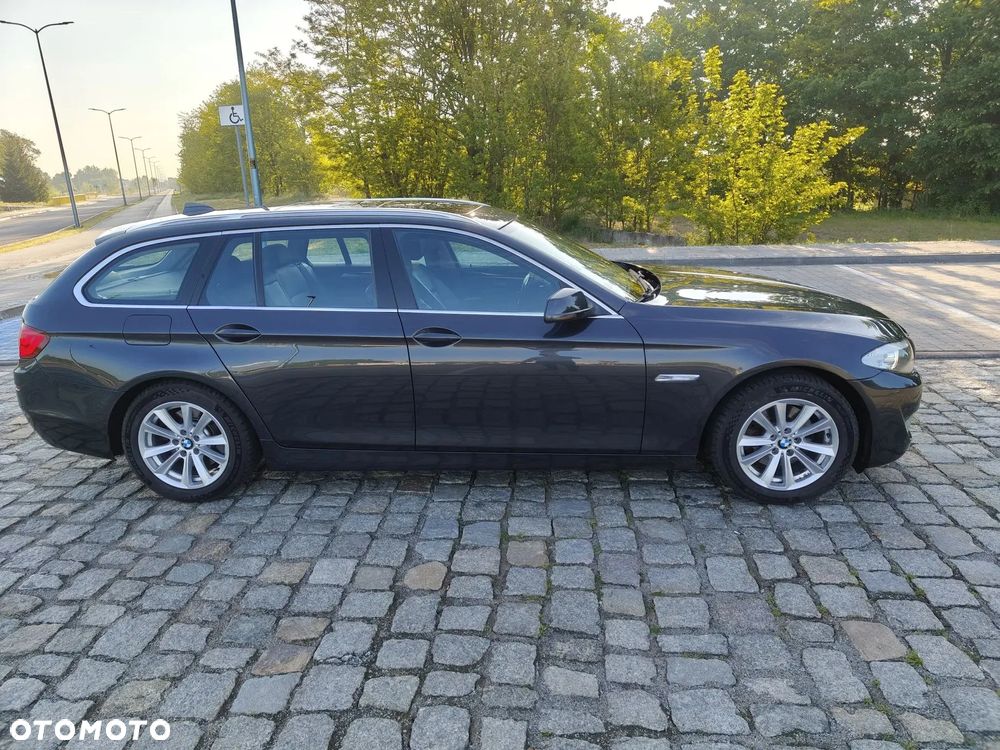 BMW Seria 5 520d Touring - 3