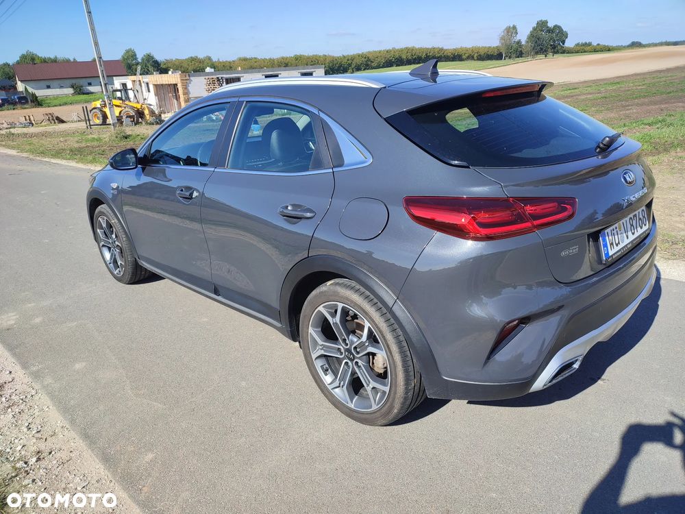 Kia XCeed - 10