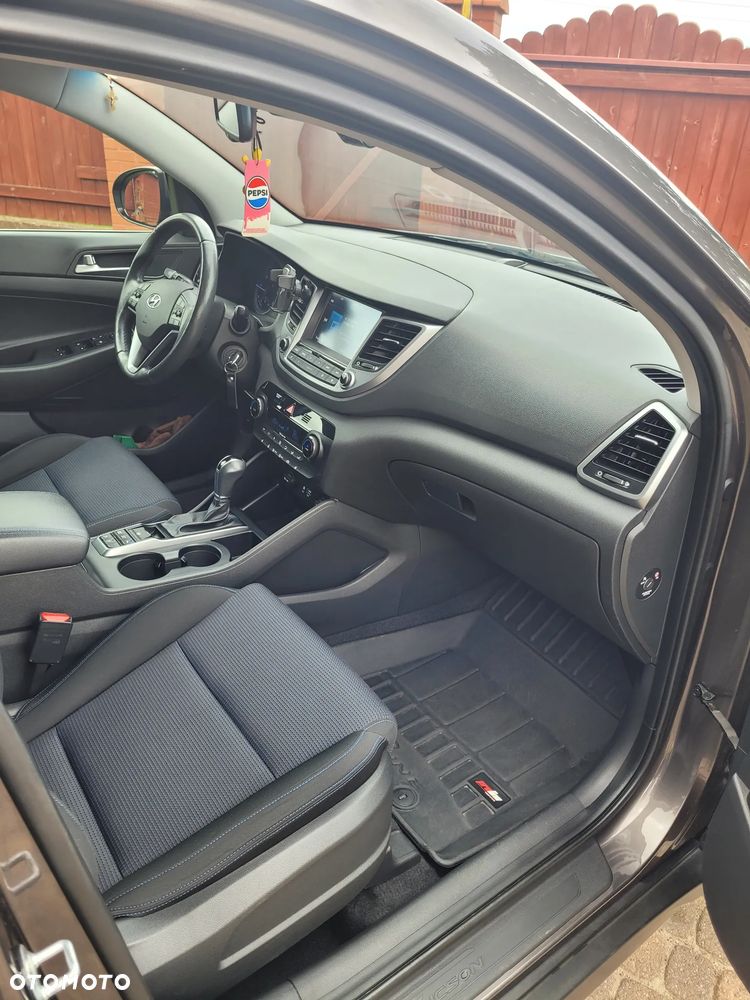 Hyundai Tucson blue 1.7 CRDi 2WD DCT Style - 8