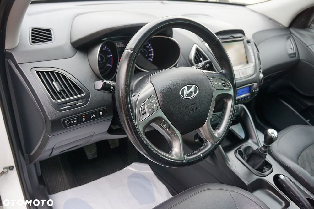Hyundai ix35 1.7 CRDi Premium 2WD - 12