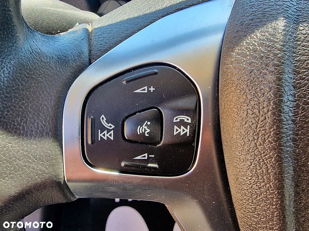 Ford Tourneo Courier 1.0 EcoBoost Ambiente - 14