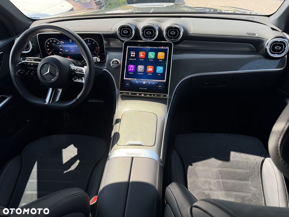 Mercedes-Benz GLC - 12