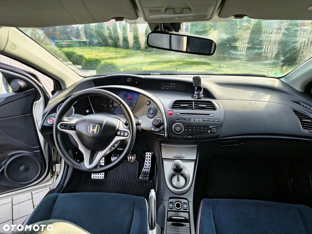 Honda Civic 1.8i-VTEC Executive - 24