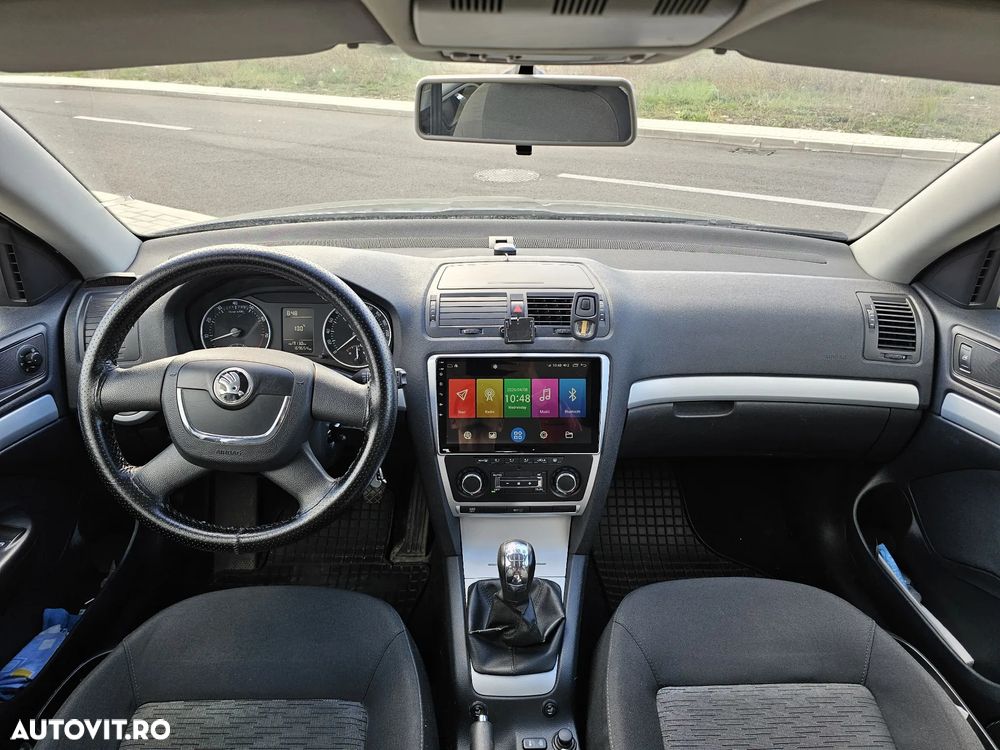 Skoda Octavia 1.4 TSI Ambiente - 9