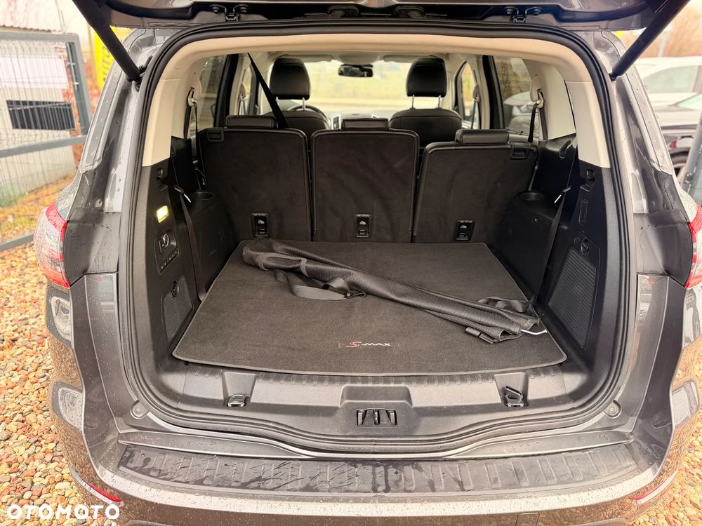 Ford S-Max 2.0 TDCi 4WD Titanium PowerShift - 33