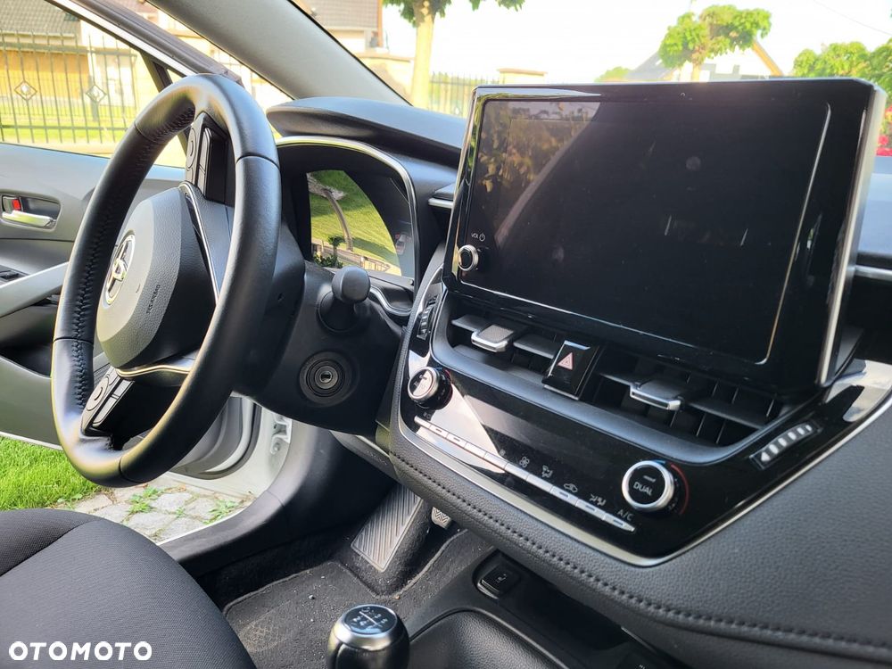Toyota Corolla 1.5 Comfort - 13
