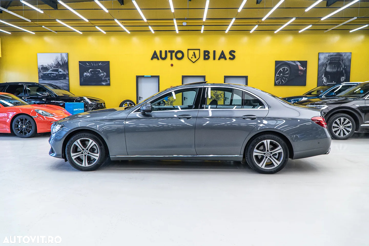 Mercedes-Benz E 200 4Matic 9G-TRONIC Avantgarde - 17