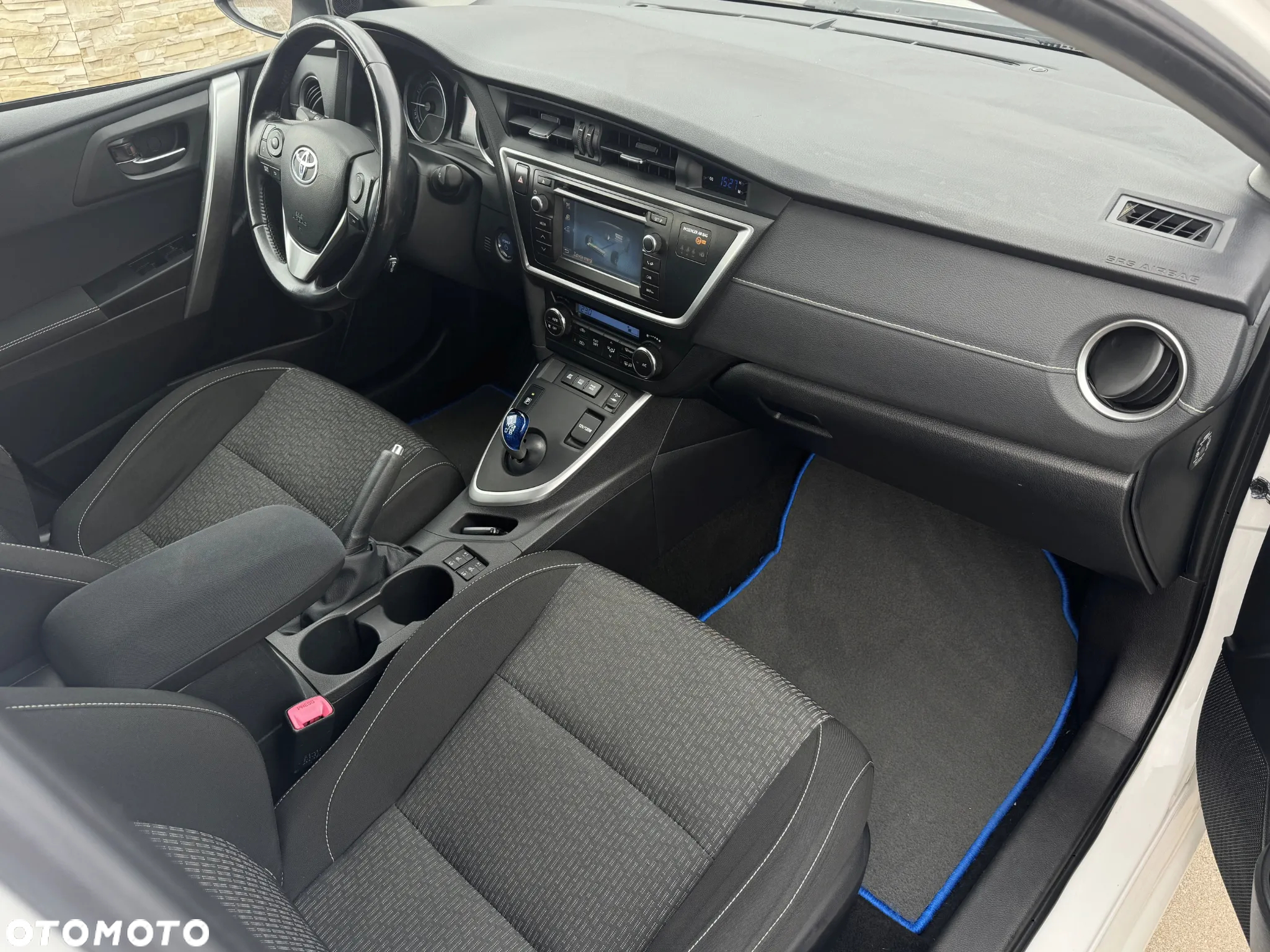 Toyota Auris - 8
