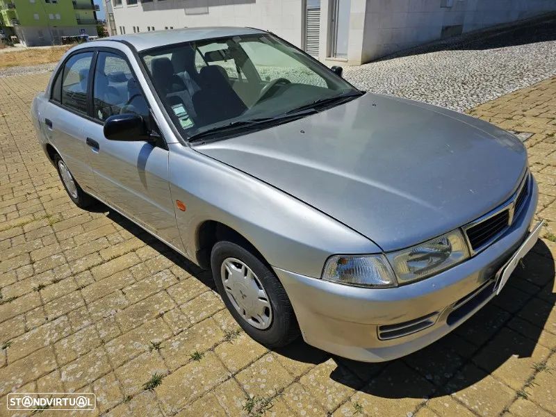 Mitsubishi Lancer 1.3 GLX - 1