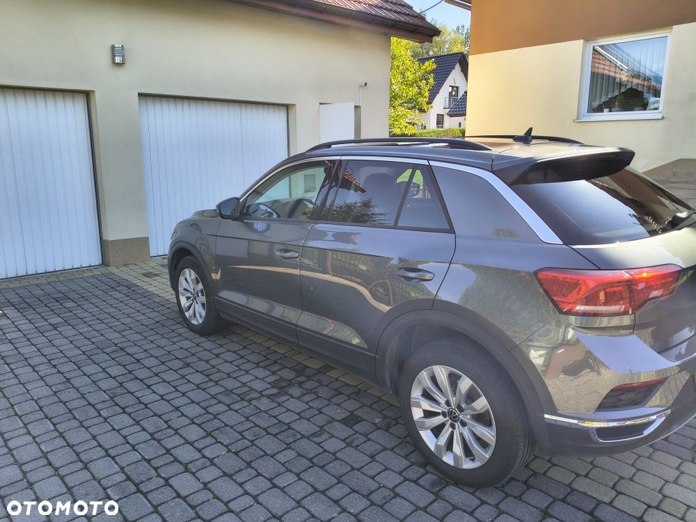 Volkswagen T-Roc - 3