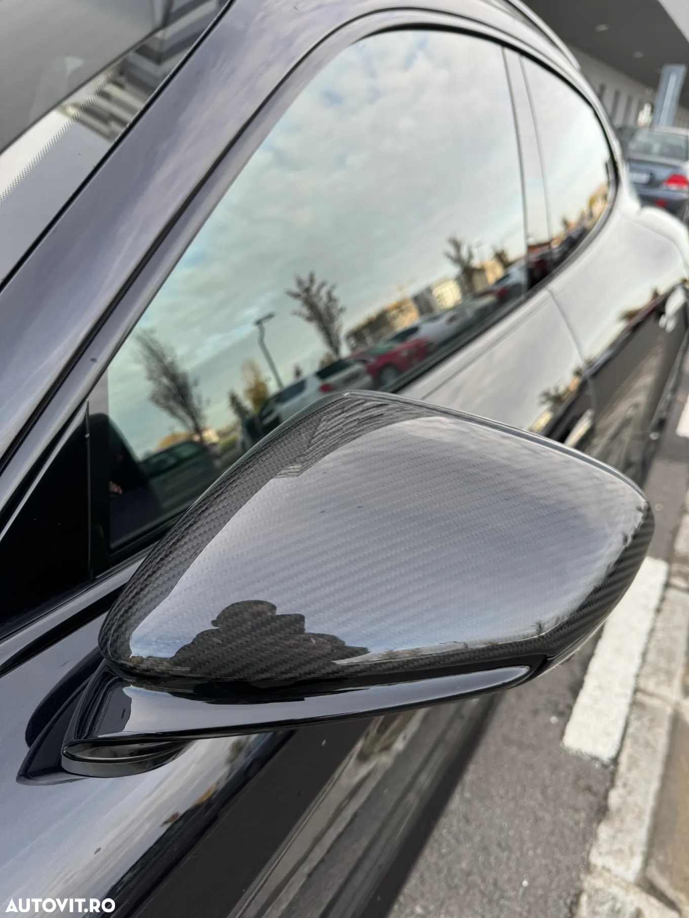 Porsche Taycan - 7