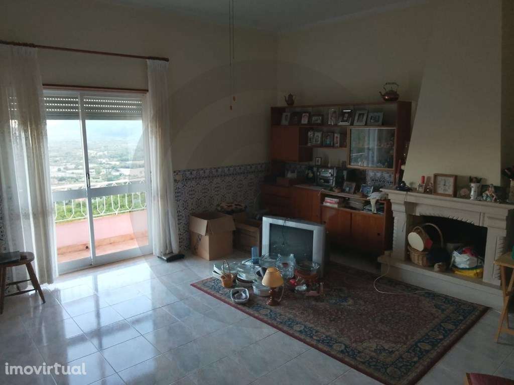 Moradia - Grande imagem: 4/5