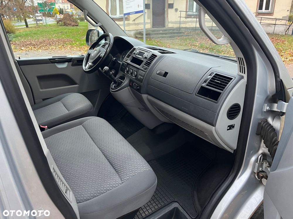Volkswagen Transporter Caravelle Lang Profi - 14