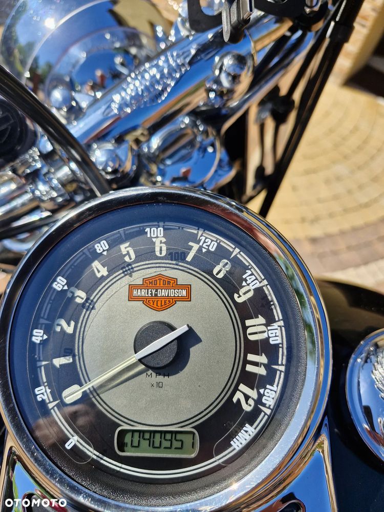 Harley-Davidson Softail Heritage Classic - 8