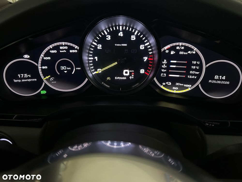 Porsche Cayenne E-Hybrid - 26
