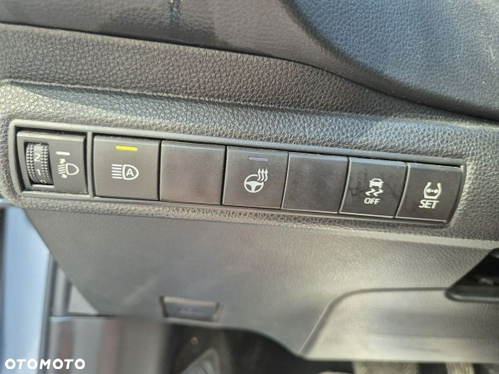 Toyota Corolla - 28