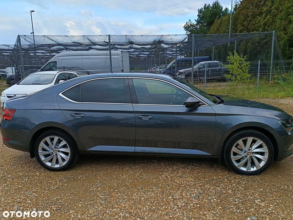 Skoda Superb 1.5 TSI ACT Style - 7