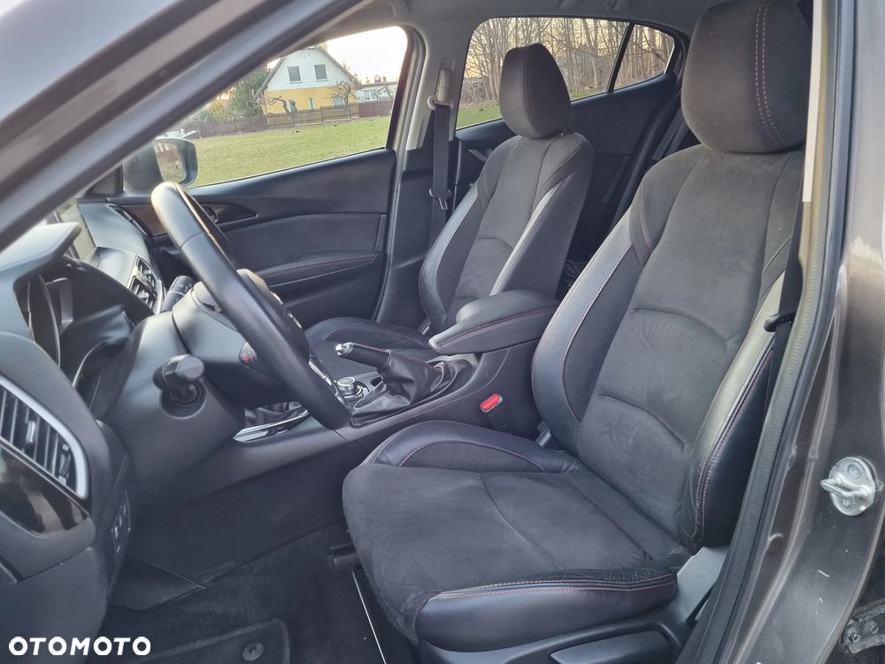 Mazda 3 1.5 D Skypassion - 11
