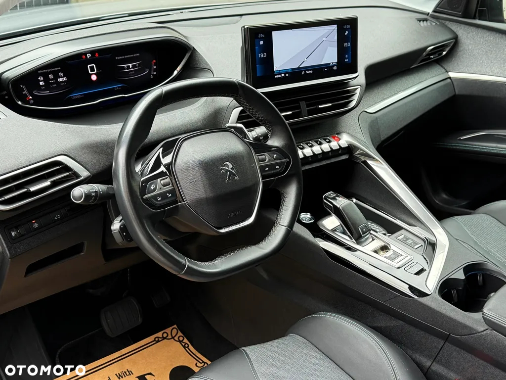Peugeot 5008 BlueHDI 130 EAT8 Allure Pack - 28