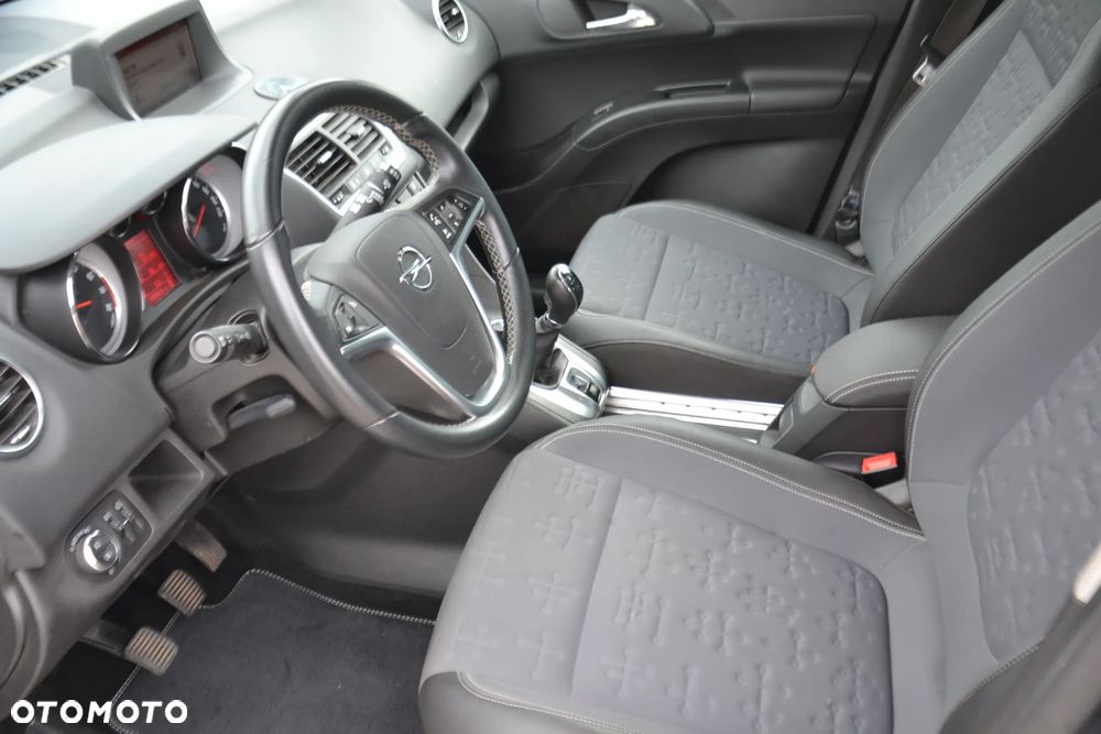 Opel Meriva 1.4 T Cosmo S&S - 8