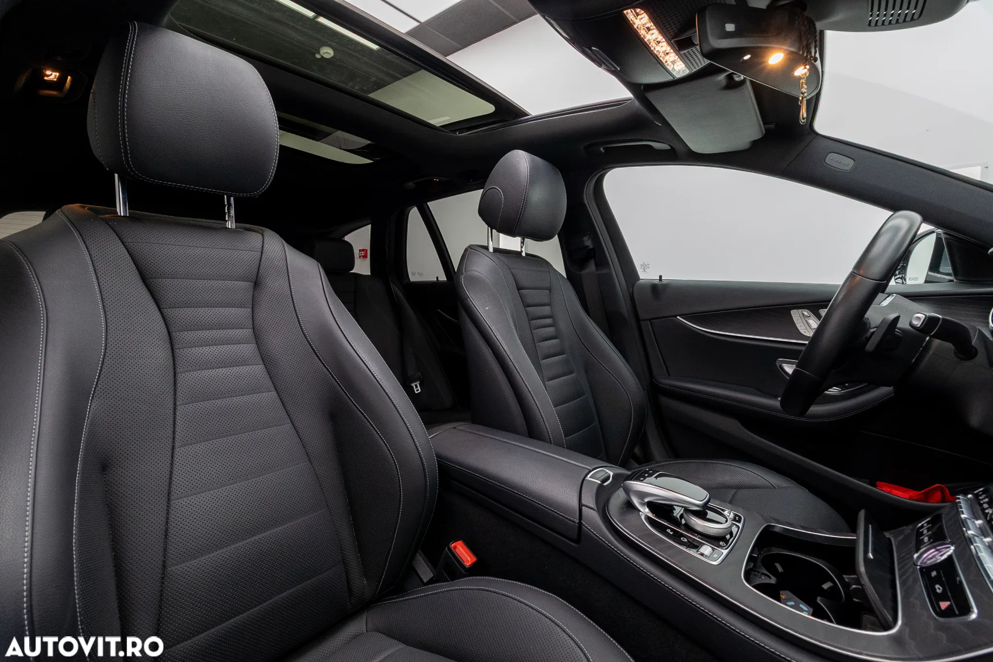 Mercedes-Benz E 220 d 4Matic 9G-TRONIC Avantgarde - 28