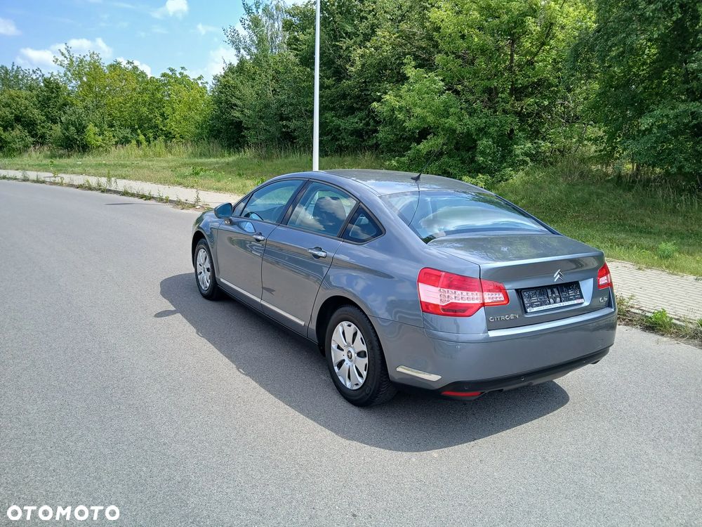 Citroën C5 2.0 16V Confort - 4