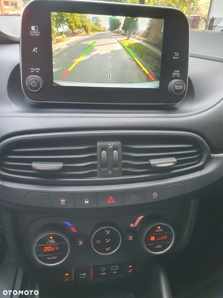 Fiat Tipo 1.4 T-Jet Lounge - 10