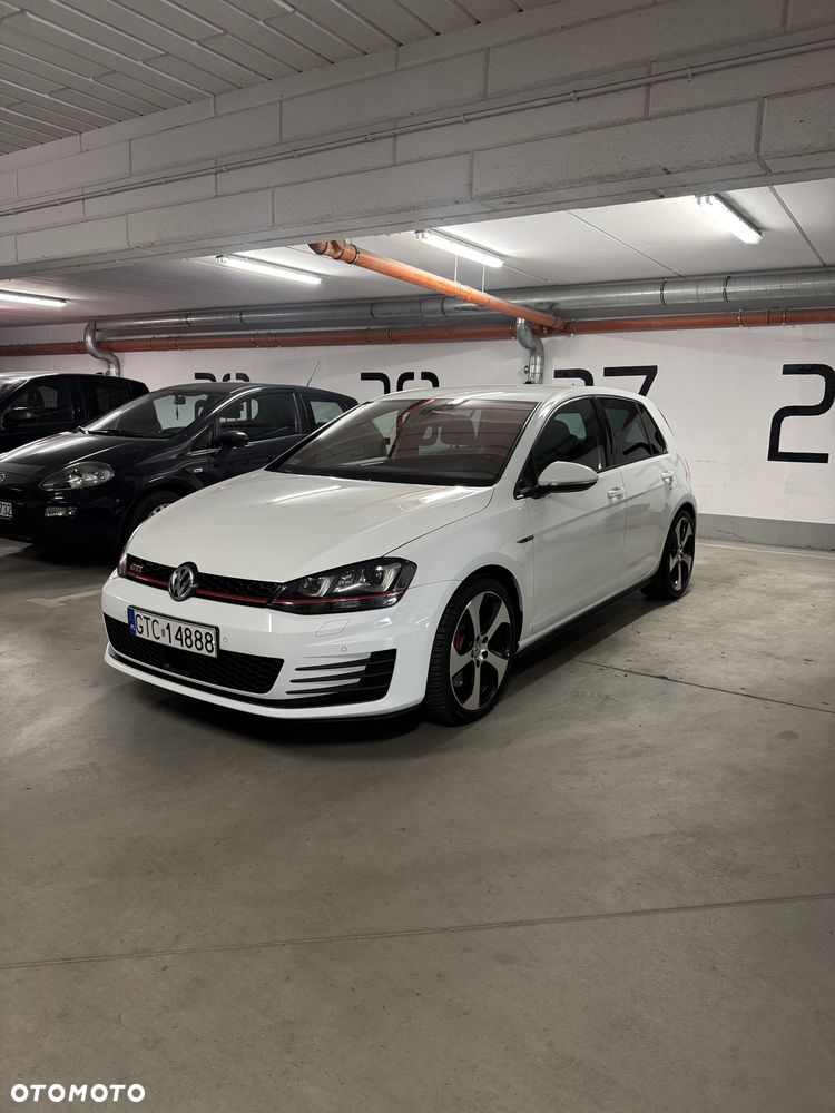 Volkswagen Golf 2.0 TSI BMT GTI Performance DSG - 20