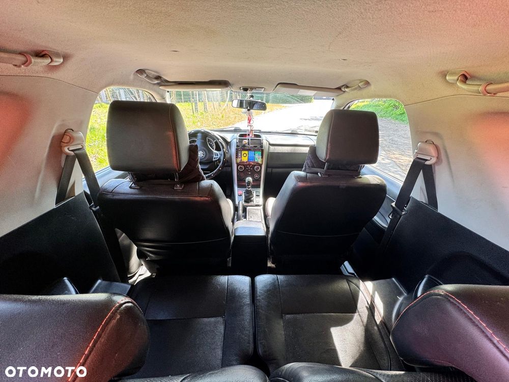 Suzuki Grand Vitara 1.6 De luxe - 17