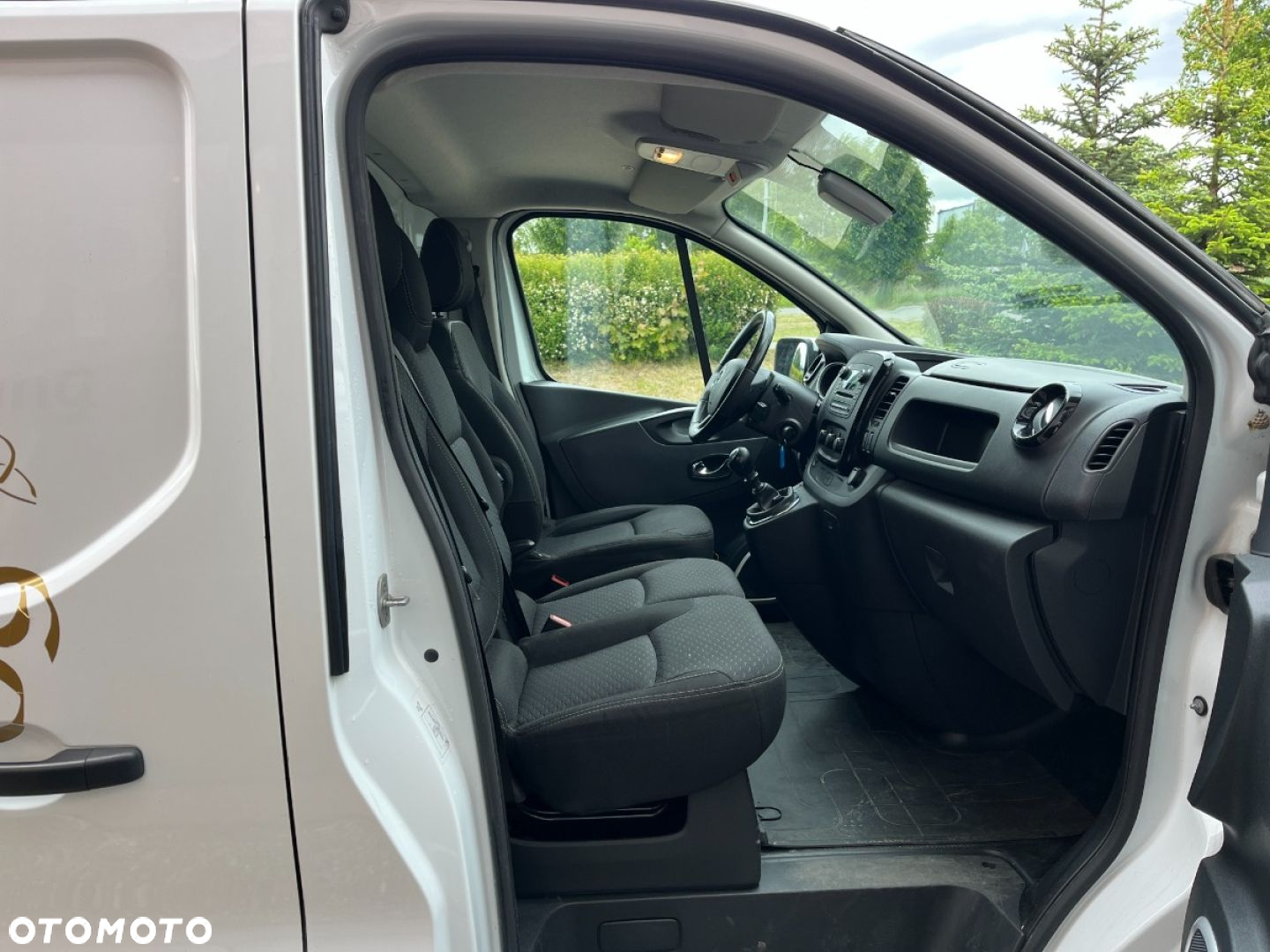 Opel Vivaro - 19