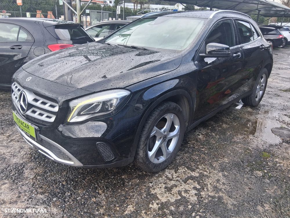 Mercedes-Benz GLA 180 CDI Urban - 2