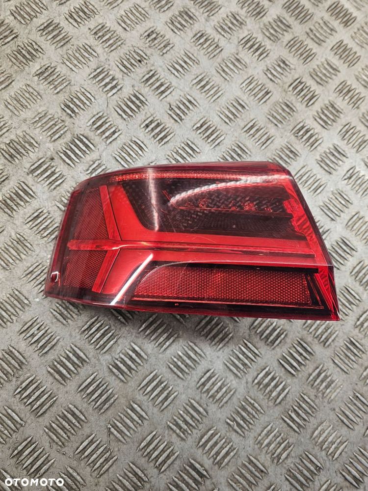 lampa lewy tył lewa tylna w błotnik audi a6 c7 sedan lift 4g5945095c - 1