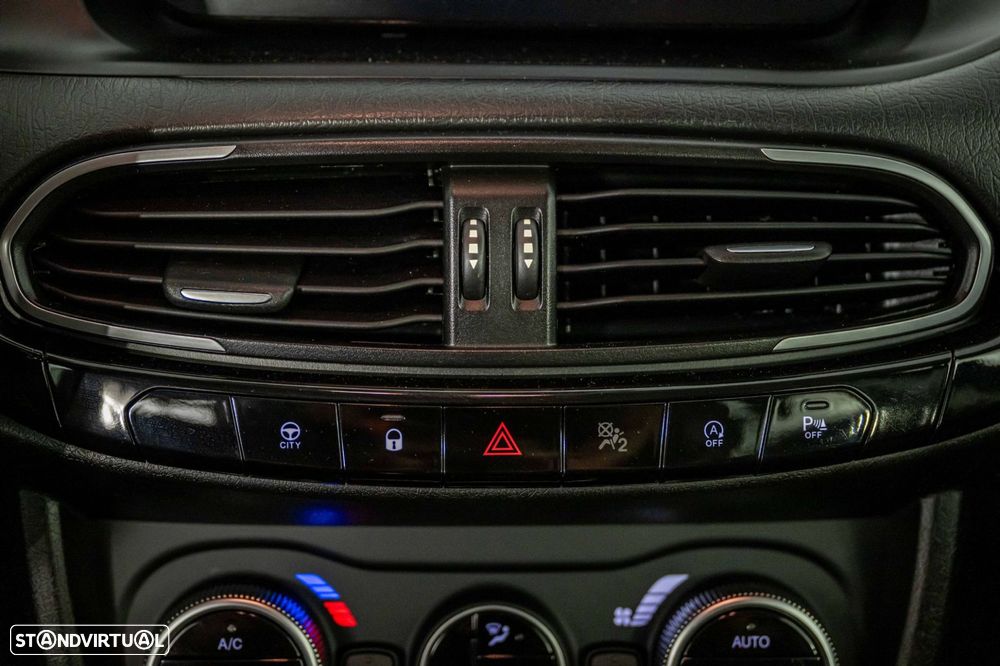 Fiat Tipo 1.0 GSE T3 Life - 30