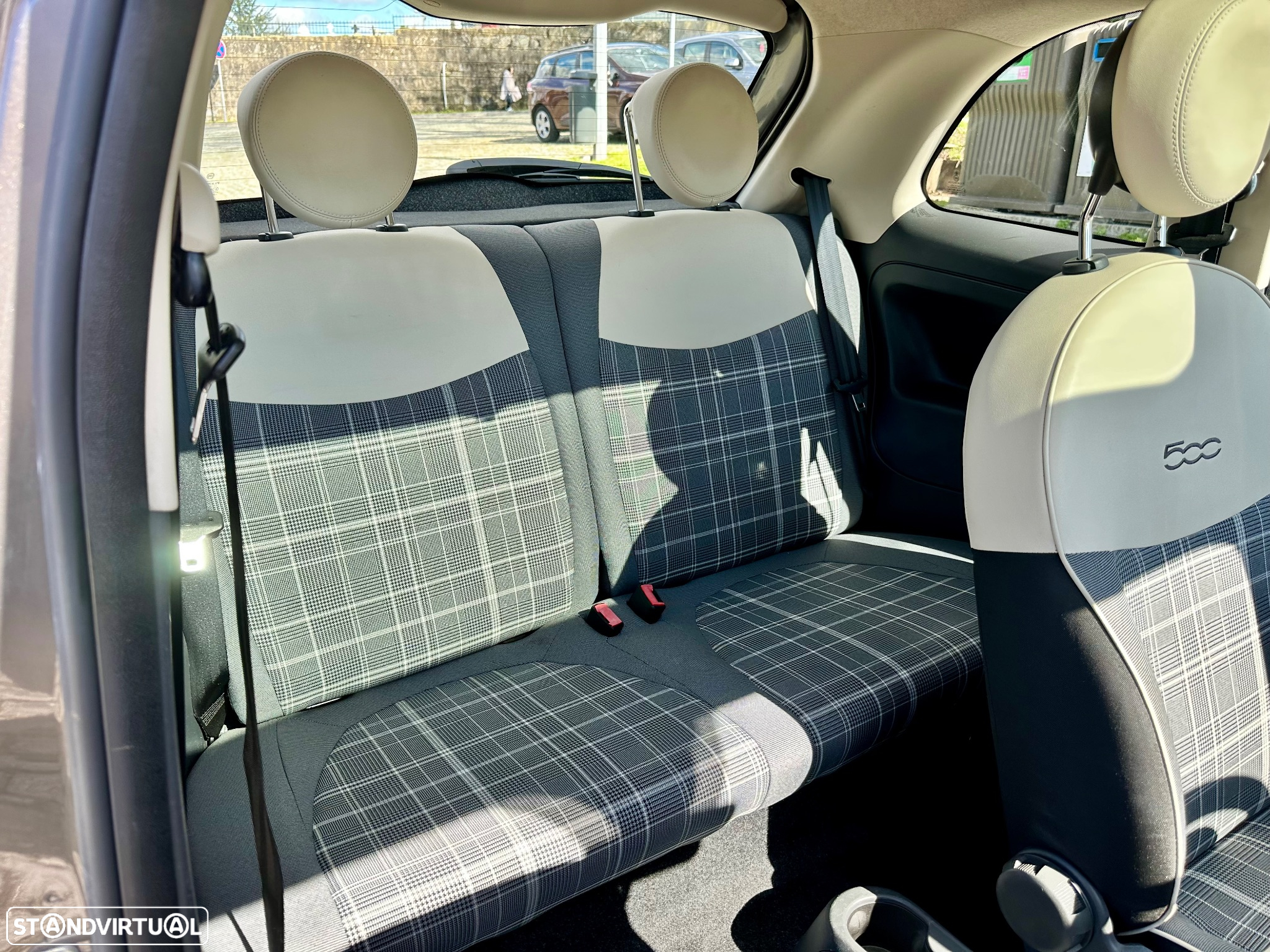 Fiat 500 1.2 8V Lounge - 32