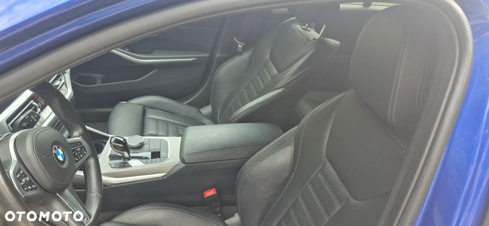 BMW Seria 3 330i M Sport - 15