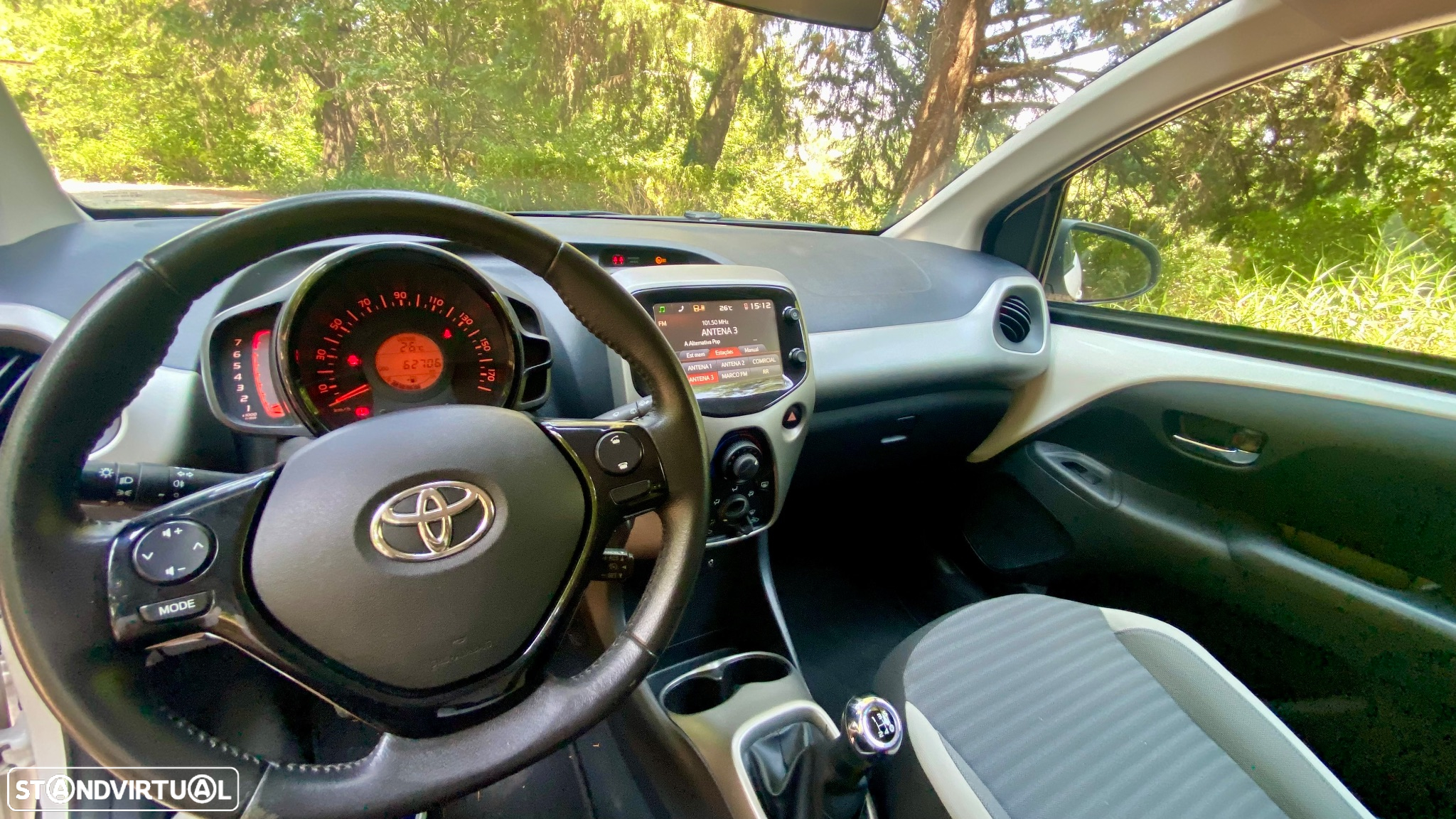 Toyota Aygo 1.0 X-Play Plus - 18
