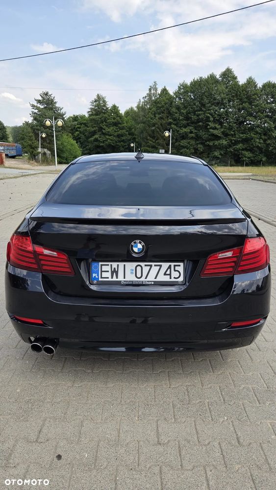 BMW Seria 5 525d - 7