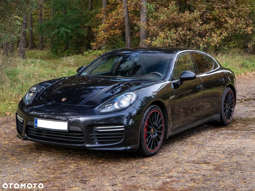 Porsche Panamera GTS - 7