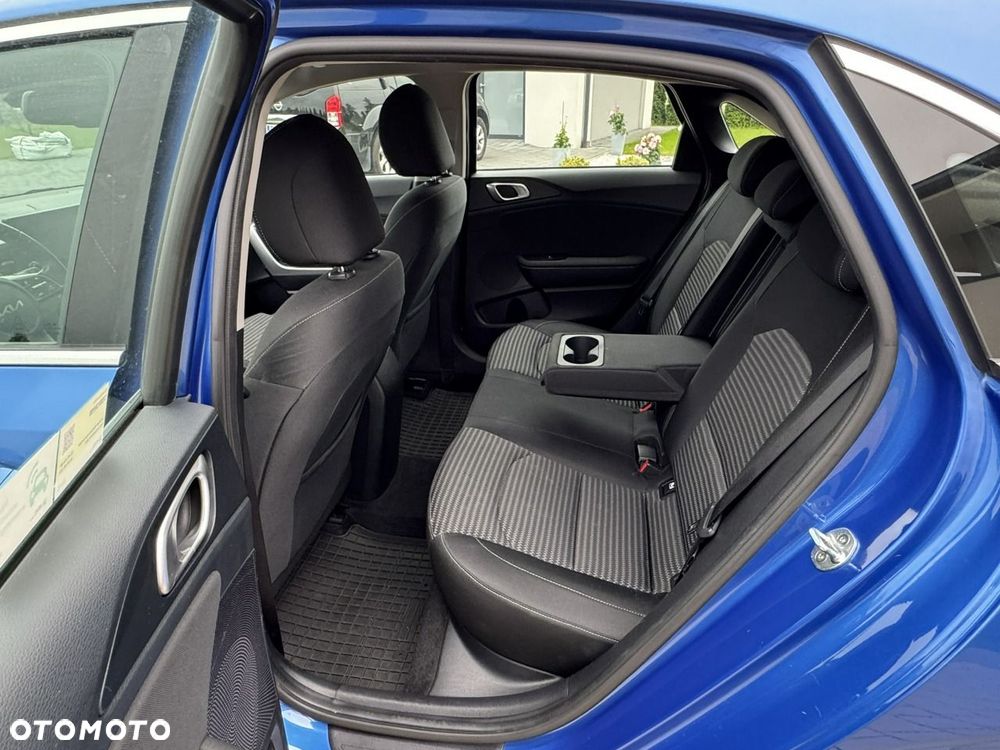 Kia Ceed 1.5 T-GDI M DCT - 29