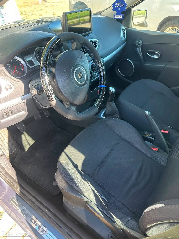 Renault Clio 1.5 dCi Confort - 5