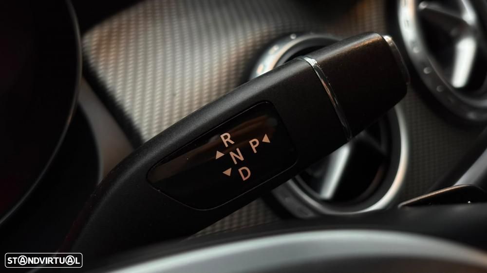 Mercedes-Benz GLA 180 (CDI) d 7G-DCT Urban - 18