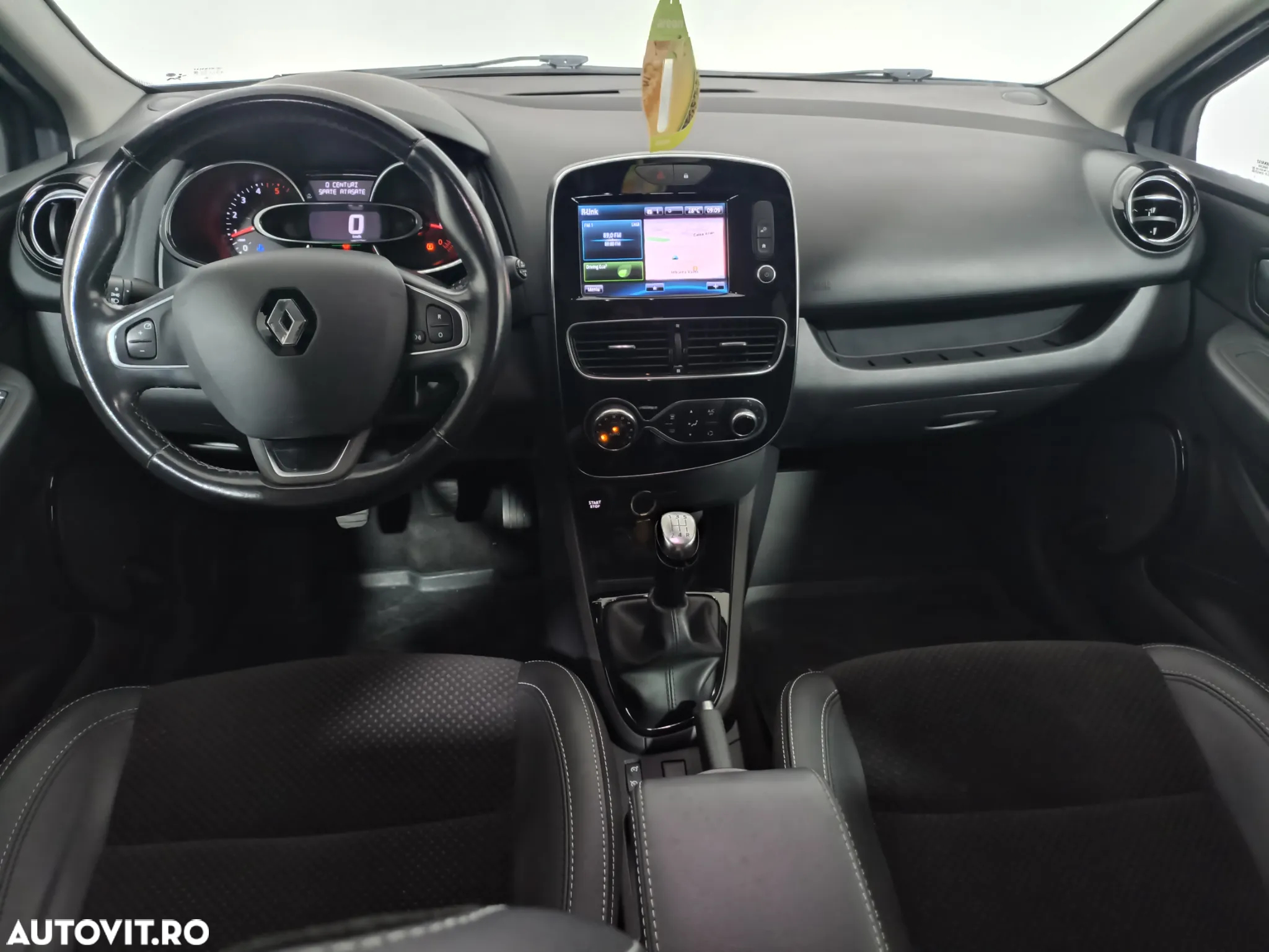Renault Clio IV dCi Energy Intens - 7