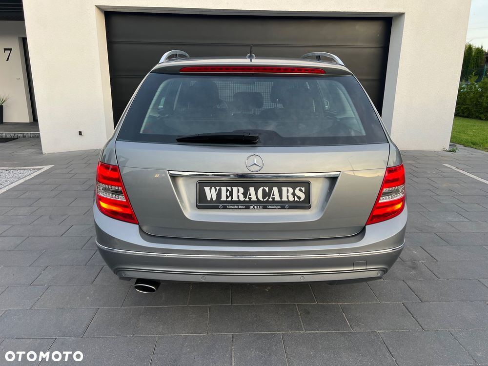 Mercedes-Benz Klasa C 220 CDI DPF Automatik BlueEFFICIENCY Elegance - 8