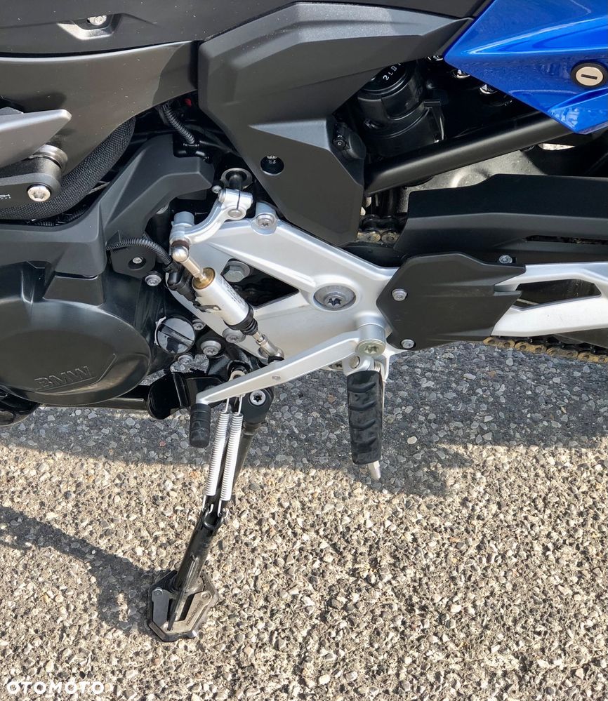 BMW XR - 10