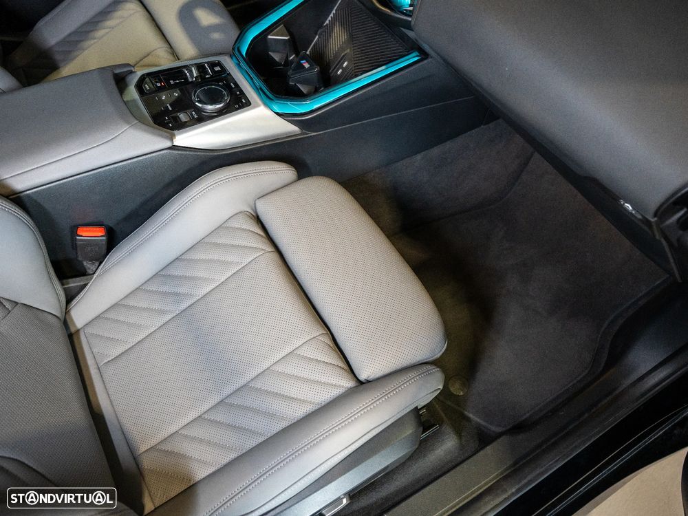 BMW X3 30 e xDrive Pack M Desportivo - 24