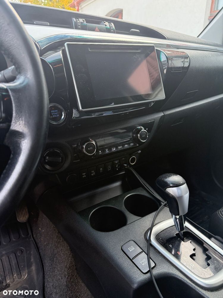 Toyota Hilux 2.4 D-4D Double Cab SR5 4x4 - 7